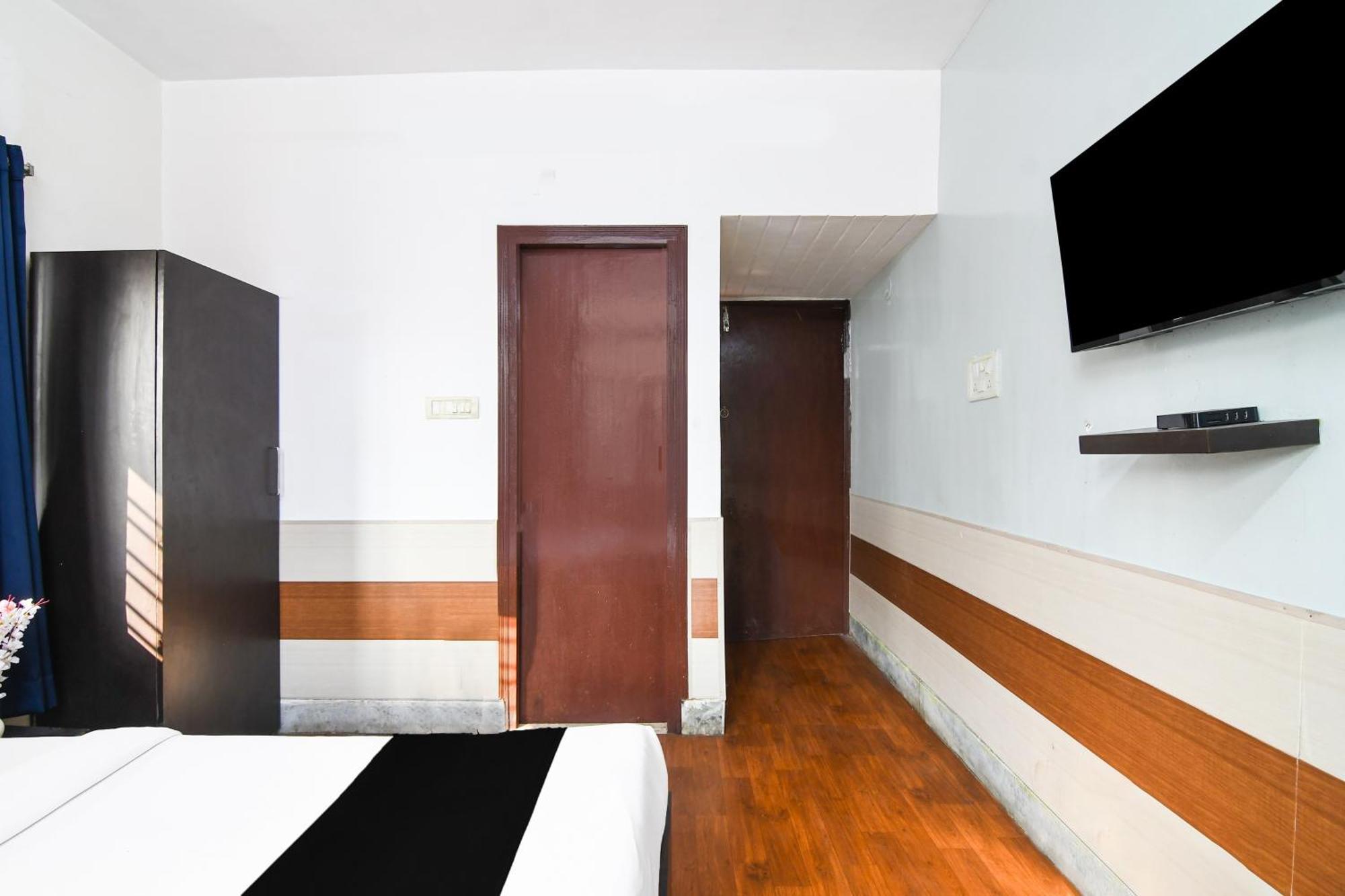 Hotel O Biswa Bangla Sarani Kolkata Exterior photo